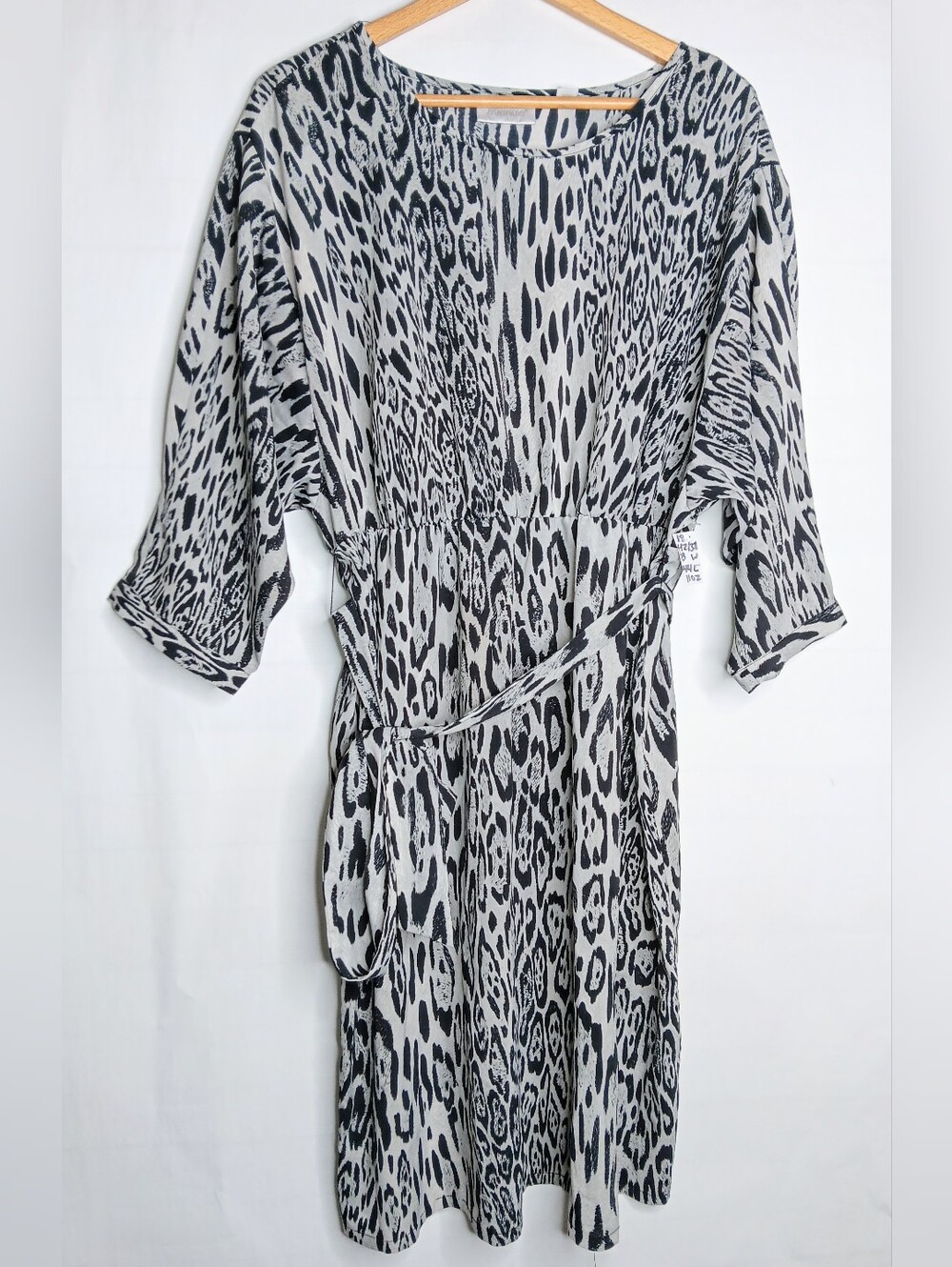 Avenue 18 Leopard Print Gray Black A-line Dress Light weight